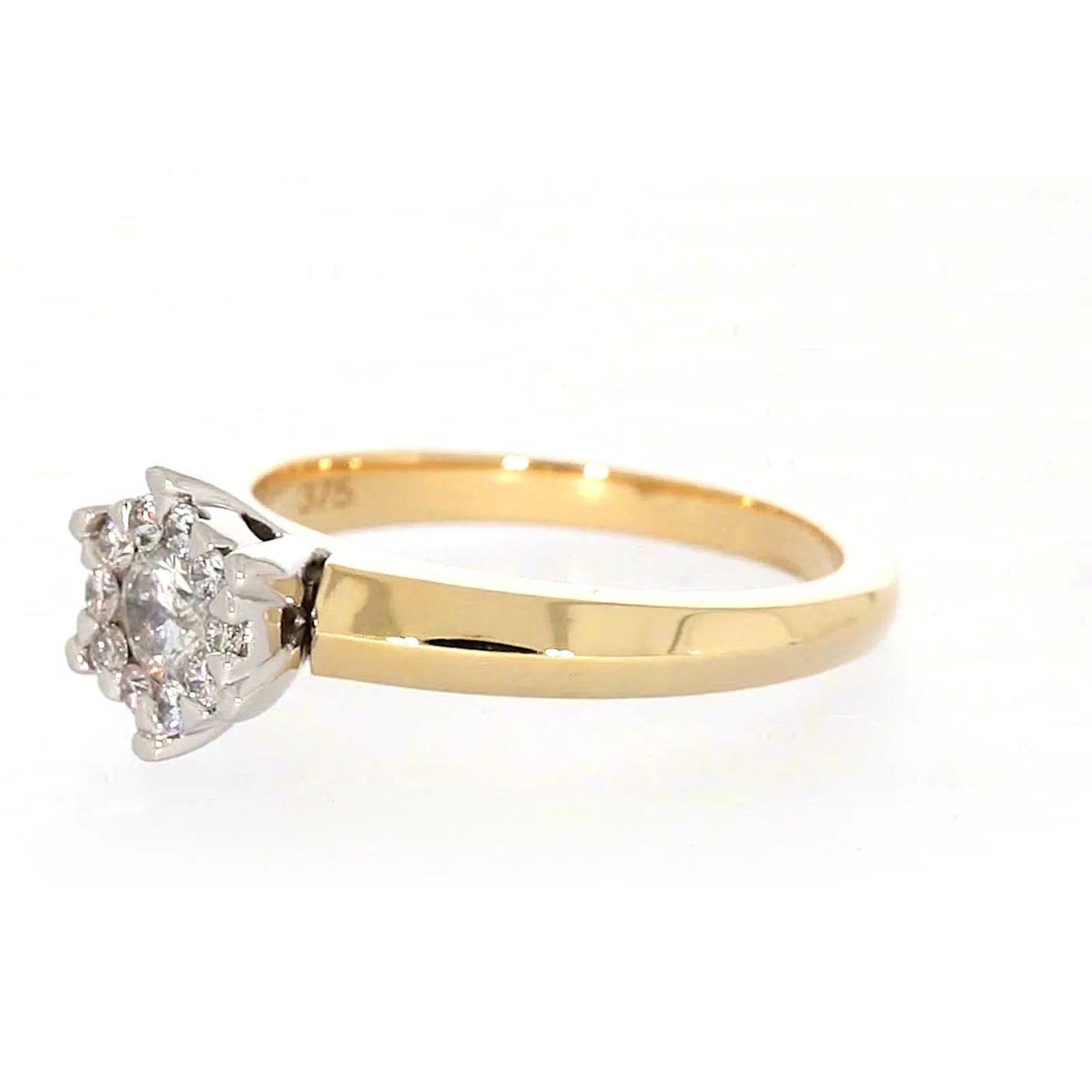 9ct Two Tone Gold Round Brilliant Cut with 0.50 Carat tw of Diamonds Ring