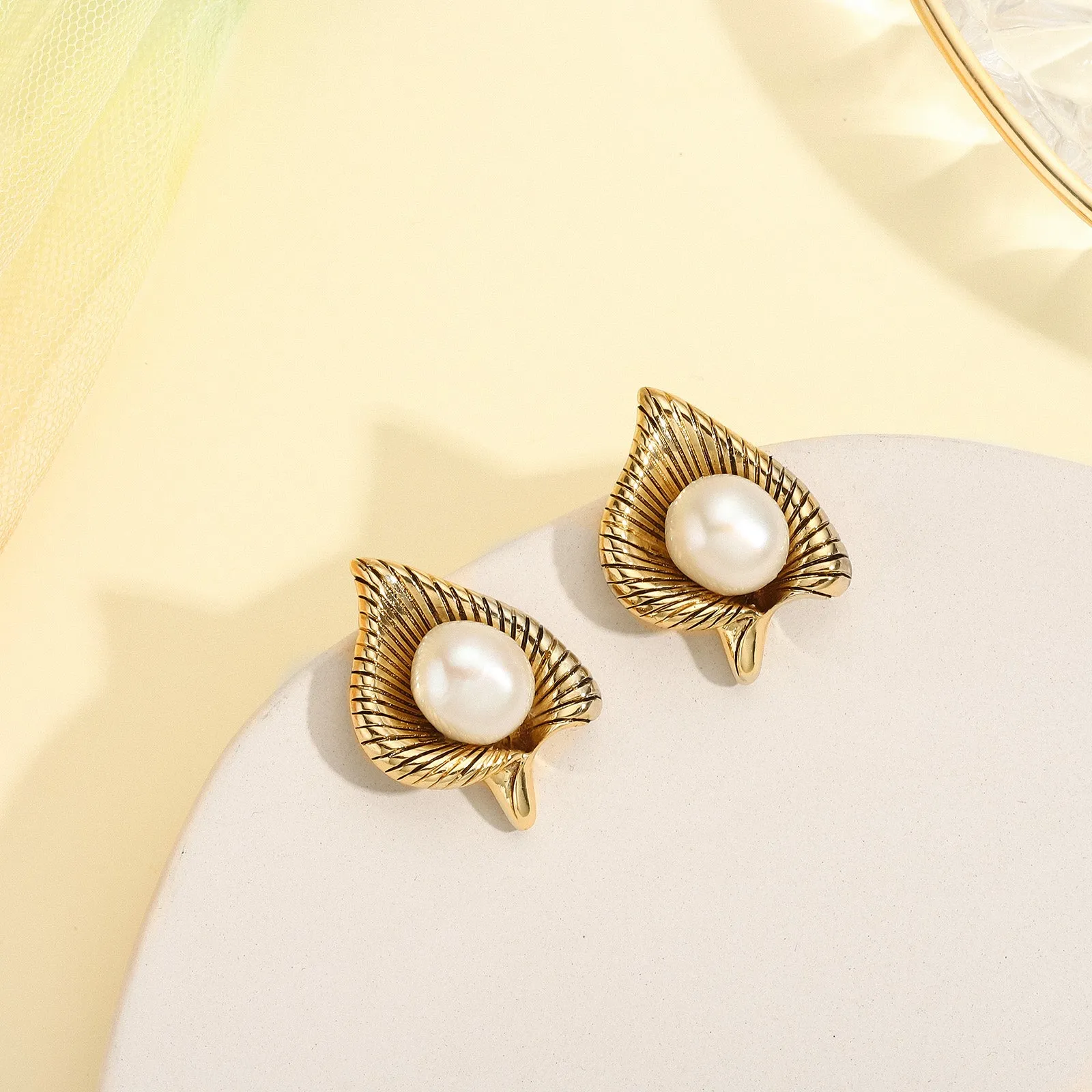 Pearl Calla Lily Earrings